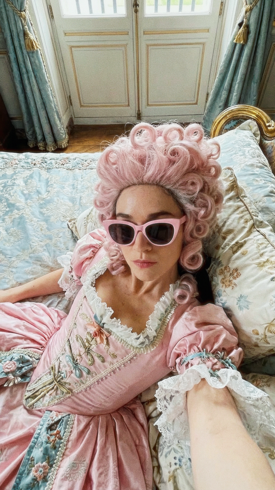 Marie Antoinette, image 4